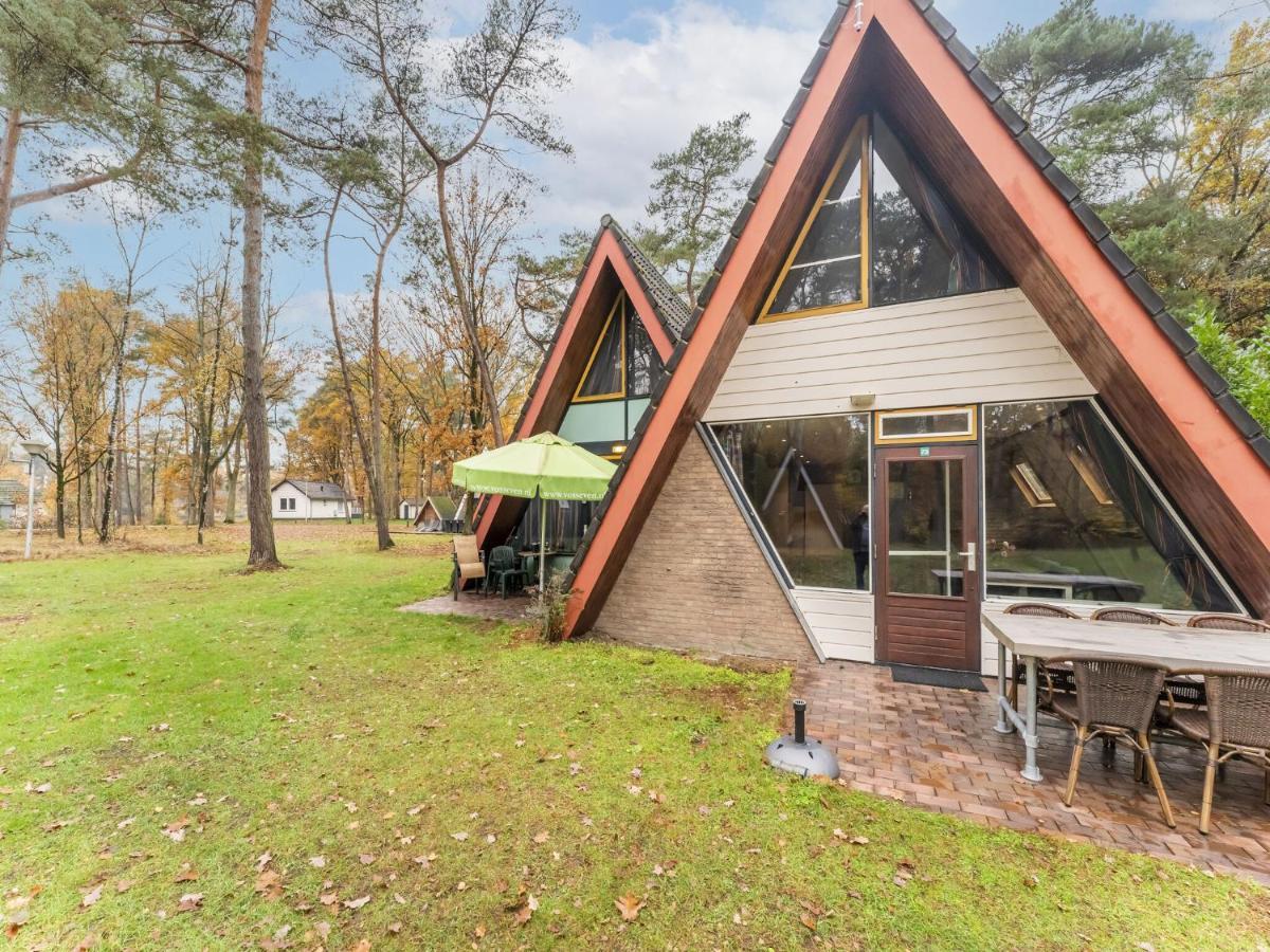 Modern Holiday Home In Stramproy In The Forest Exteriér fotografie